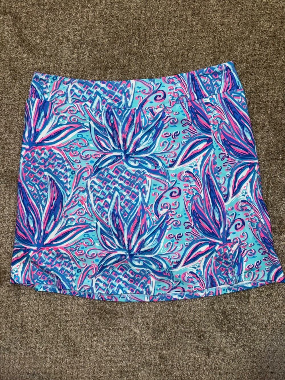 Woman's Lulu-B Skort - Size L Multi-colored